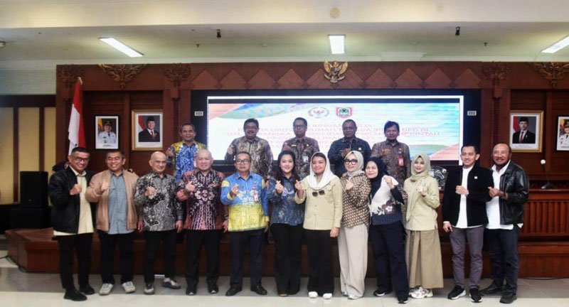 1 35 klm Kontrak Pemprov 6 Pemprov terima kunjungan PURT DPD RI