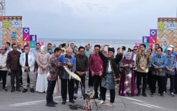 1 45 klm Kontrak Pemprov 8 Gubernur H muhidin dorong pariwisata semakin terkenal