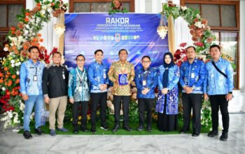 Hal 12 HSS 1 3 klm 3