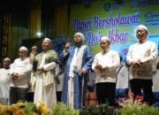 Ribuan Jemaah Ikuti Tapin Bershalawat
