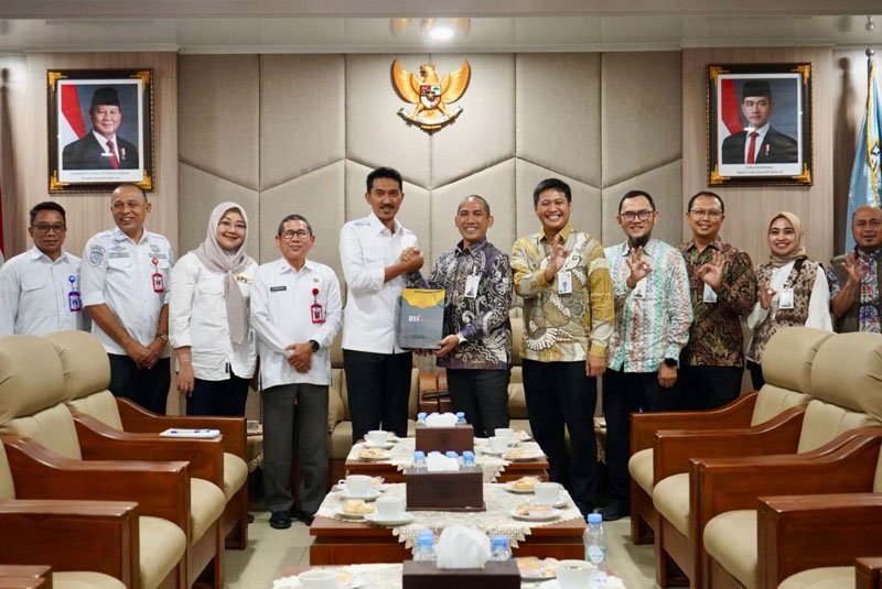 Hal 4 4 KLm Martapura Audiensi BSI