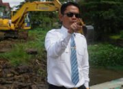 Yamin Tinjau Normalisasi Sungai Jafri Zam Zam, Tekankan Penertiban Bangunan di Bantaran