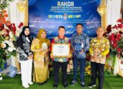 HSU Terima Dua Penghargaan