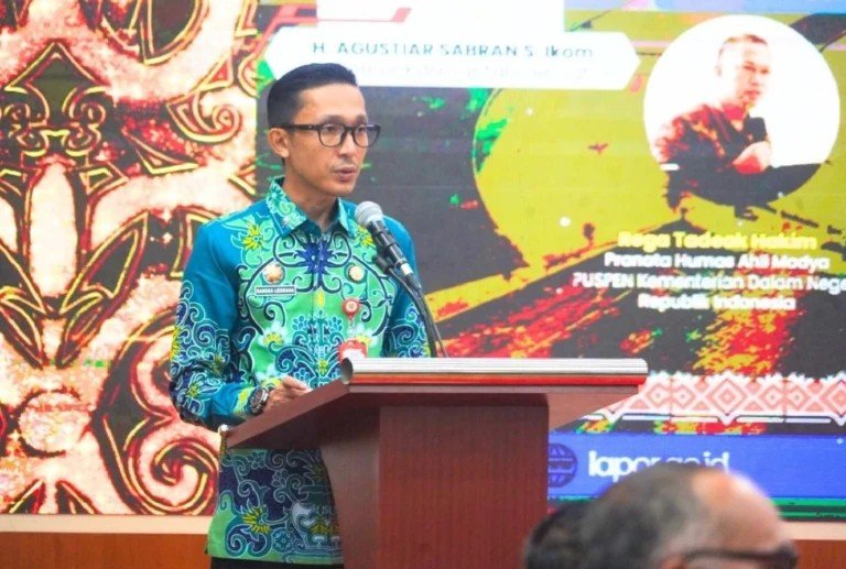 Plt Kadis Kominfosantik Ajak Pers Perkuat Informasi Publik. 1 IMG 20260203 WA0004
