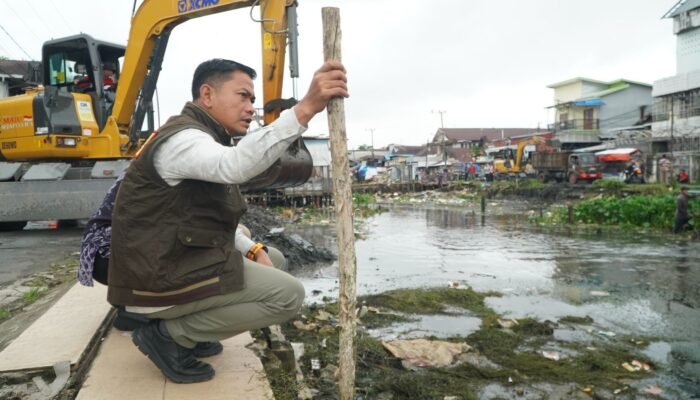 Pengerukan Sungai Guring Dikebut, Aliran Sungai Pekapuran Mulai Dibersihkan