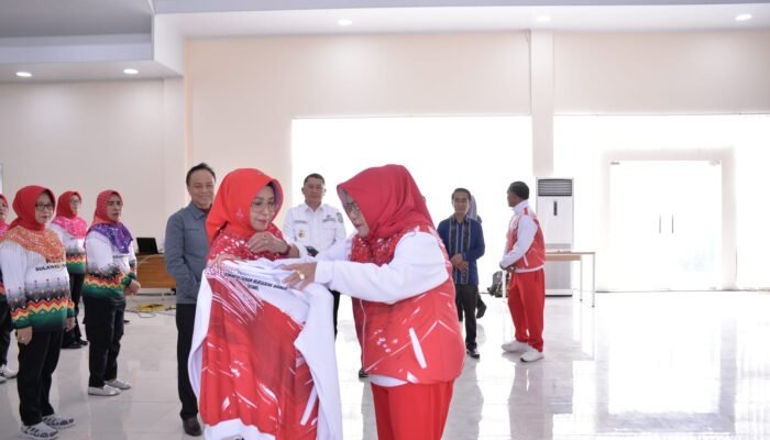 Bunda Nursiah Lantik Pengurus Inorga KSBB Provinsi Sulteng, akan Dipertandingkan di FORNAS IX