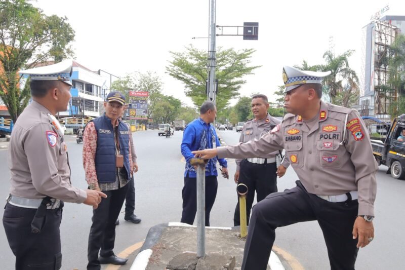 Cegah Balapan Liar, Tiga U-Turn di A. Yani Ditutup 1 IMG 20260220 WA0027 e1771583126841