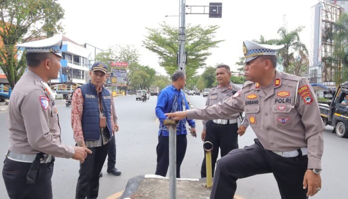 Cegah Balapan Liar, Tiga U-Turn di A. Yani Ditutup