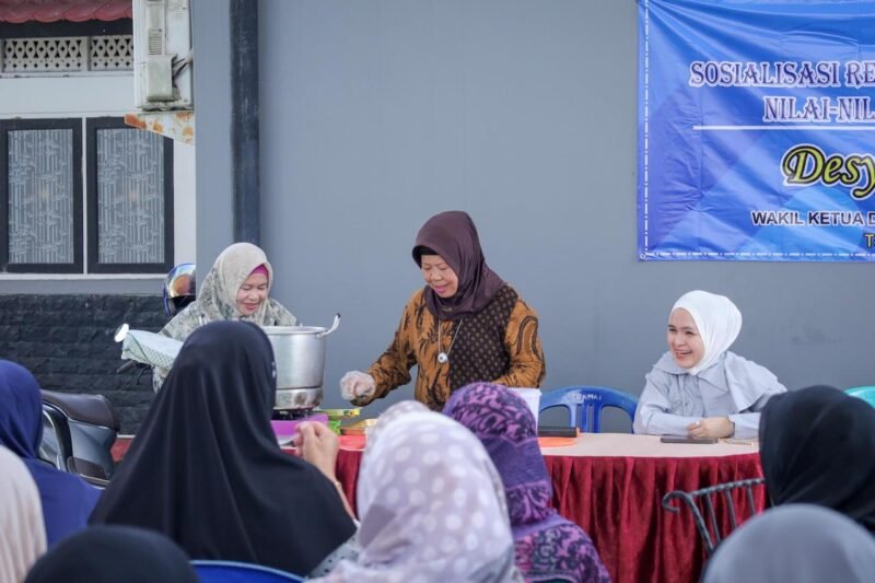 Gelar SOSREV di Tapin, Desy Oktavia Sari Padukan Edukasi Pancasila dan Pemberdayaan Ekonomi Warga 1 IMG 20260221 WA0002 e1771628693738