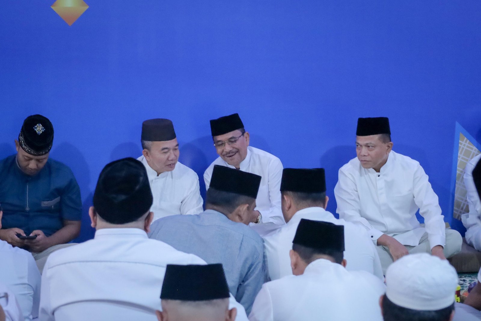 Pimpinan DPRD Kalsel Hadiri Momentum Haul dan Buka Puasa, Pimpinan DPRD Kalsel Ajak Teladani Pengabdian Almarhum 1 IMG 20260221 WA0033 scaled