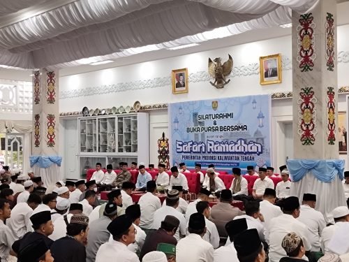 Gubernur dan Wagub Berbuka Puasa Bersama Warga Kota Palangka Raya 1 IMG 20260224 WA0003