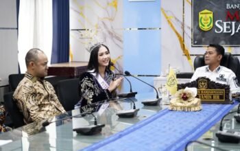 Putri Indonesia Kalsel Paparkan Misi Angkat Budaya Sungai Banjarmasin di Hadapan Wali Kota 5 IMG 20260226 WA0056