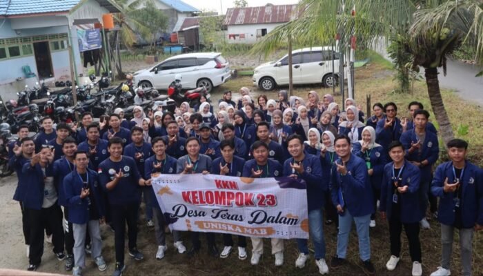 Mahasiswa KKN UNISKA Kelompok 23 Dorong Pemberdayaan Masyarakat Desa Sungai Teras Dalam