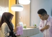 Tanda Kasih dari Bandara Internasional Syamsudin Noor, Penumpang Dapat Kejutan Spesial Valentine