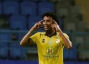 Gelandang Barito Putera, Bayu Pradana Pemain Pertama Catat 50 Tekel di Musim Ini
