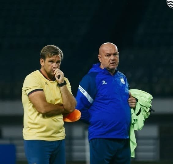 Persib Bandung Tanpa Pelatih Bojan Hodak, Madura United tak Merasa Diuntungkan 1 IMG 20260226 180516