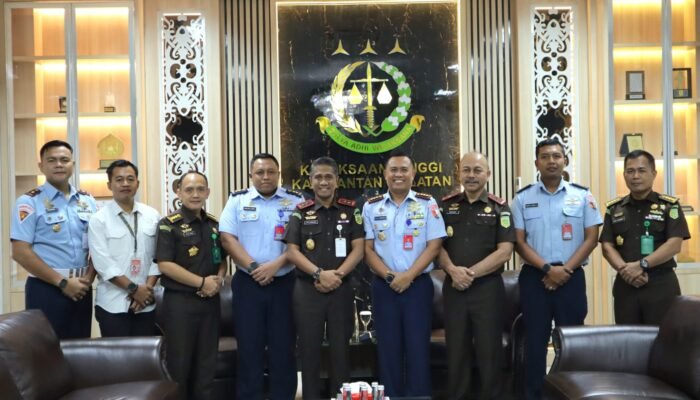 Kejati Kalsel dengan Danlanud Kuatkan  Komunikasi Strategis