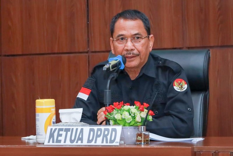 1 1klm ketua dprd