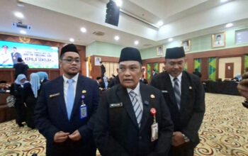 1 2 klm Pelantikan Kepsek