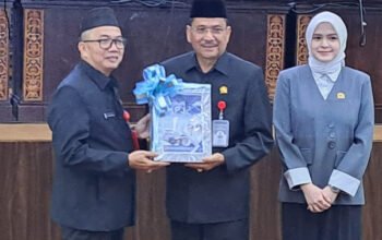 Pertumbuhan Ekonomi Kalsel di Atas Rata-rata Nasional 7 1 2 klm deprd