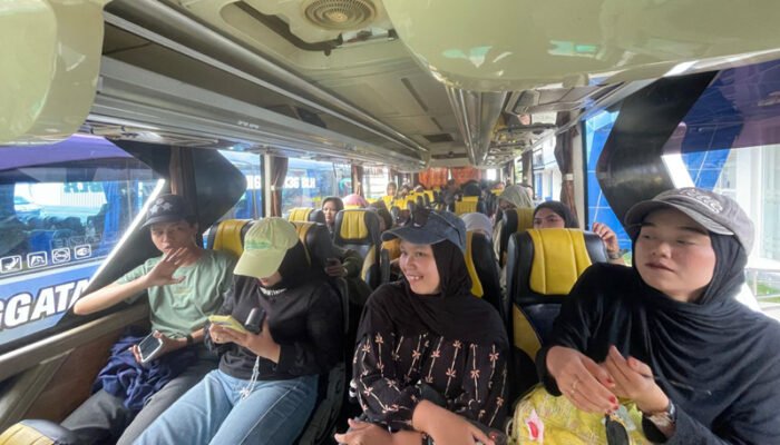 Berangkatkan Mudik Gratis 617 Orang