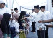 Sekdaprov Serahkan Santuan Anak Yatim Piatu