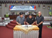 Rapat Paripurna DPRD Penyampaian LKPj HSS 2025 
