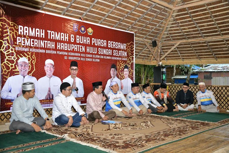 Bupati Buka Puasa Bersama Kerukunan BPK dan Relawan Kebencanaan 1 Hal 12 HSS 3 klm 11