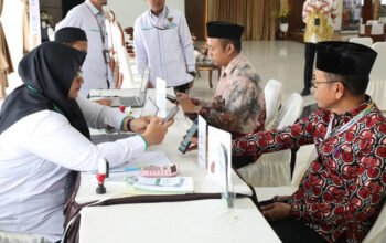 Pejabat dan ASN Pemkab HSS Berzakat Lewat Baznas 5 Hal 12 HSS 3 klm 9