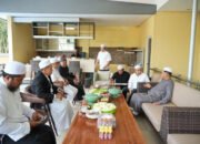 Silaturahmi Idul Fitri di Kediaman Bupati Tapin