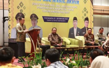 Bupati Tapin Tekankan Transparansi Anggaran pada Ekspos Standar Harga Satuan 4 Hal 12 Tapin 35 klm