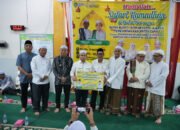 Bupati Tapin Serahkan Hibah Rp200 Juta untuk Masjid Rahmatullah Rumintin