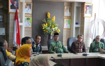 Wabup Balangan Terima kunker Pemko Palangka Raya 4 Hal 2 Bal 3 klm 5