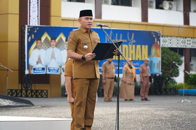 Percepatan Kinerja Pelayanan Publik dan Pengamanan Ketat Aset Daerah 1 Hal 2 Tala 3 klm 9