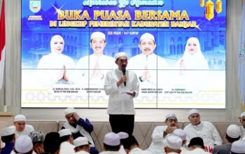 Pemkab Dorong Kemandirian Lembaga Keagamaan Lewat Hibah 4 Hal 4 4 KLM MTP BUpati