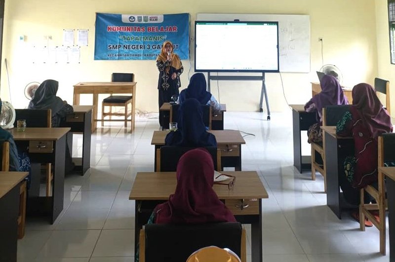 Hal 4 4 KLm Martapura Rapor pendidikan 1
