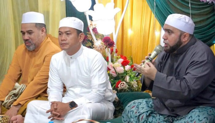 Wali Kota Banjarmasin Hadiri Haul Akbar Sayyidah Khadijah di Basirih