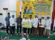 Safari Ramadan, Bupati H Yamani Serahkan Hibah Rp200 Juta untuk Masjid Rahmatullah Rumintin