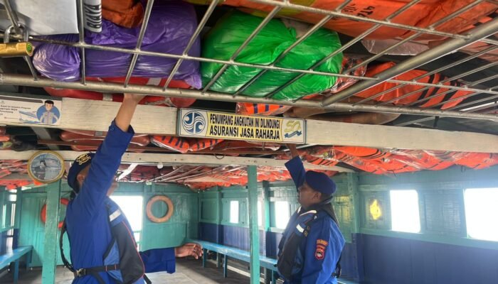 Jelang Arus Mudik, Sat Polairud Polresta Banjarmasin Cek Kapal Penyeberangan Alalak–Jelapat