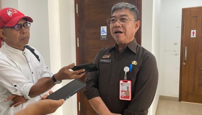DLH Naikan Retribusi Sampah