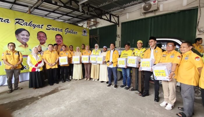 Tutup Program Ramadan 1447 H, Golkar Kalsel dan Golkar Banjarmasin Salurkan Paket Lebaran untuk Warga