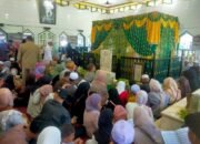 Aisyah dari Gresik Terharu Bisa Ziarah ke Tiga Makam Ulama Besar di Kalsel