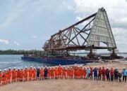 Proyek Manpatu PT Pertamina Hulu Mahakam Melaju, memasuki Tahap Load Out dan Sail Away Jacket