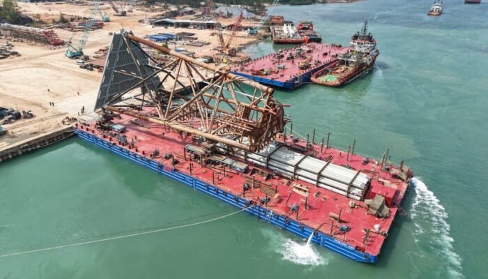 Proyek Manpatu PT Pertamina Hulu Mahakam Melaju, memasuki Tahap Load Out dan Sail Away Jacket 3 IMG 20260328 WA00111