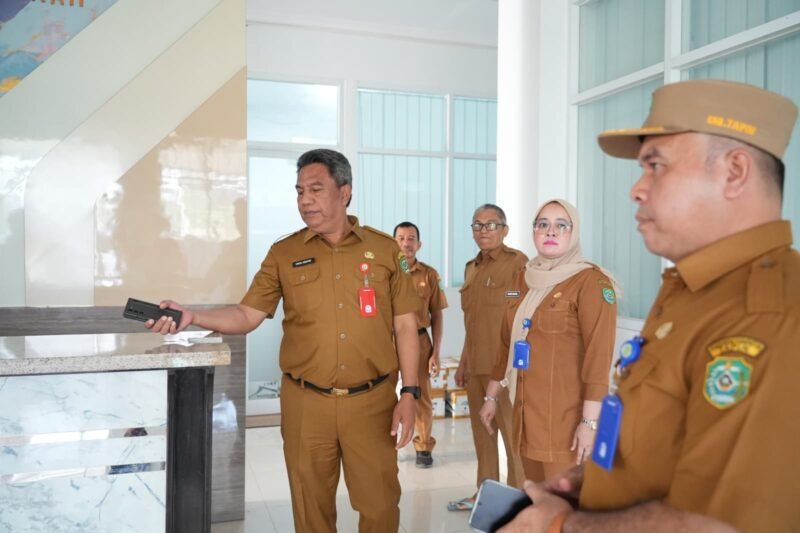 Hari Pertama Kerja Habis Lebaran, Pemkab Tapin Sidak Kehadiran ASN 1 IMG 20260330 WA0030 e1774858133997