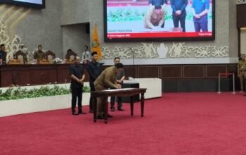 Wagub Edy Pratowo Sampaikan Pidato LKPJ Gubernur TA 2025 di Paripurna DPRD Kalteng 4 IMG 20260331 WA0001 1