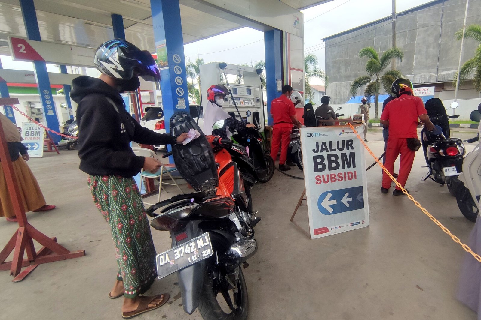Perang AS–Israel vs Iran Picu Tekanan Harga Energi, Pertamina Minta Pengawasan Distribusi BBM Diperketat 1 IMG 20260307 010539 1 scaled