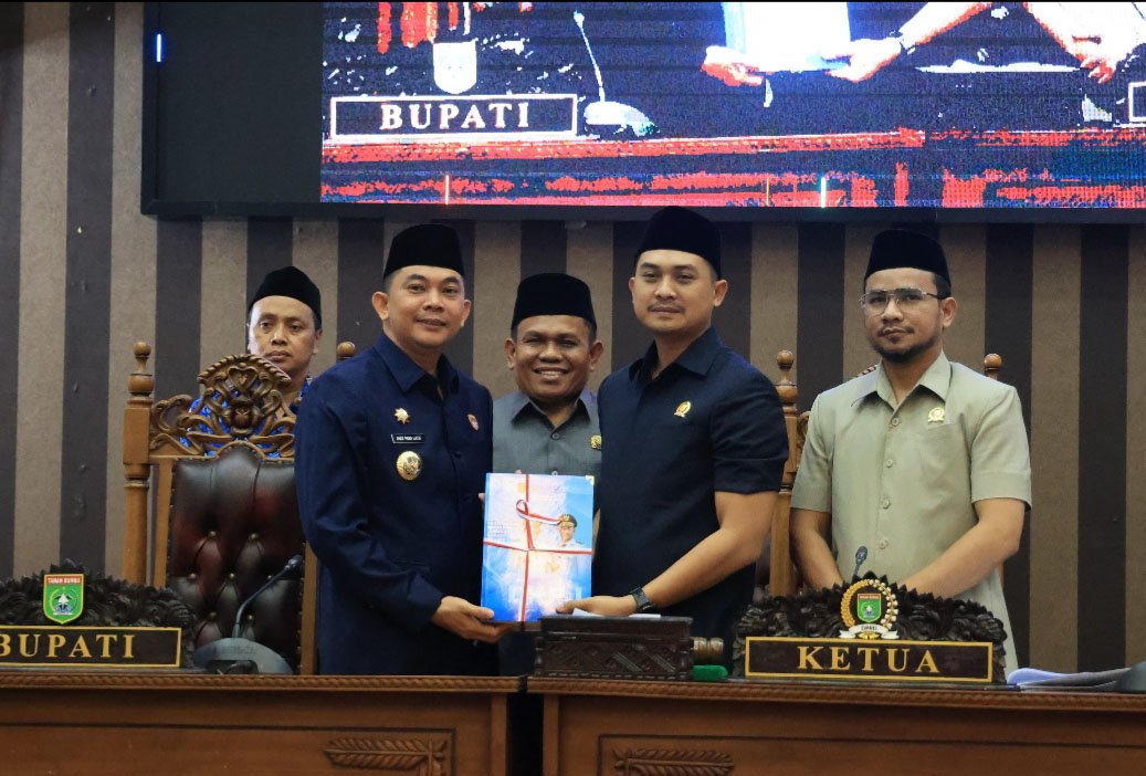 Bupati Tanbu Paparkan LKPJ 2025 di Paripurna DPRD 1