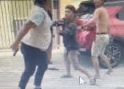 “Aksi Koboi” Menentengkan Pistol