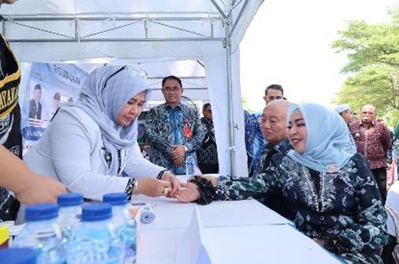 1 35 klm Kontrak Pemprov 26 Gubernur H Muhidin optimis Kalsel menarik banyak investor